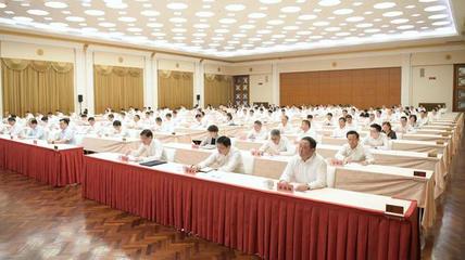 全力以赴，精益求精，確保第六屆進博會服務保障工作圓滿成功
